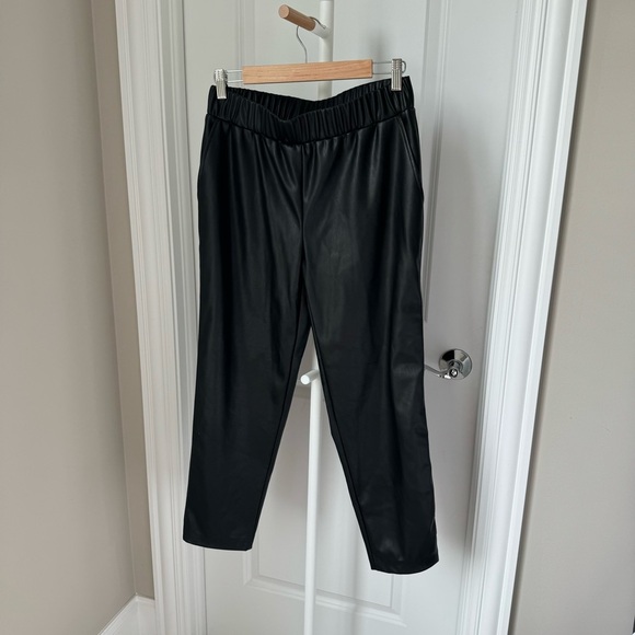 The Drop @Lisadnyc Black Vegan Leather Pull-On Jogger - Picture 4 of 8